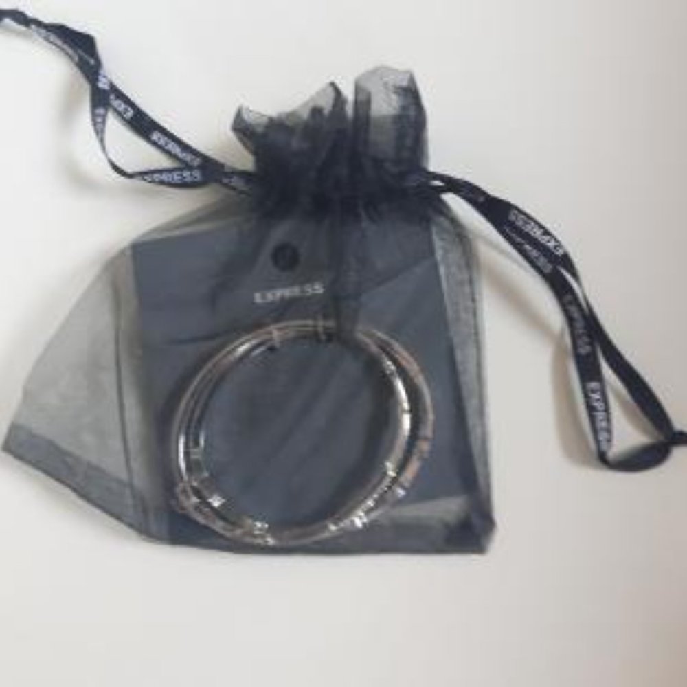 Silvertone Bangle bracalet - Picture 2 of 3